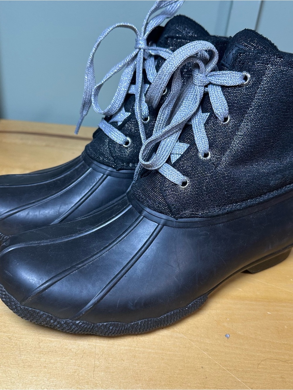 Sperry Women's Saltwater Rain Duck Boots Sparkle Black Size 9.5 Lace & Zip Up